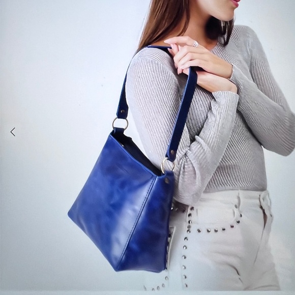 Portland Leather Modified Triangle Bag Cowboy Blue and Bifold Wallet - Picture 10 of 15